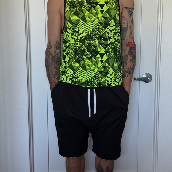 Control Sector Reversible Sequin Set – Neon Jungle Edition - Picture 8 of 16